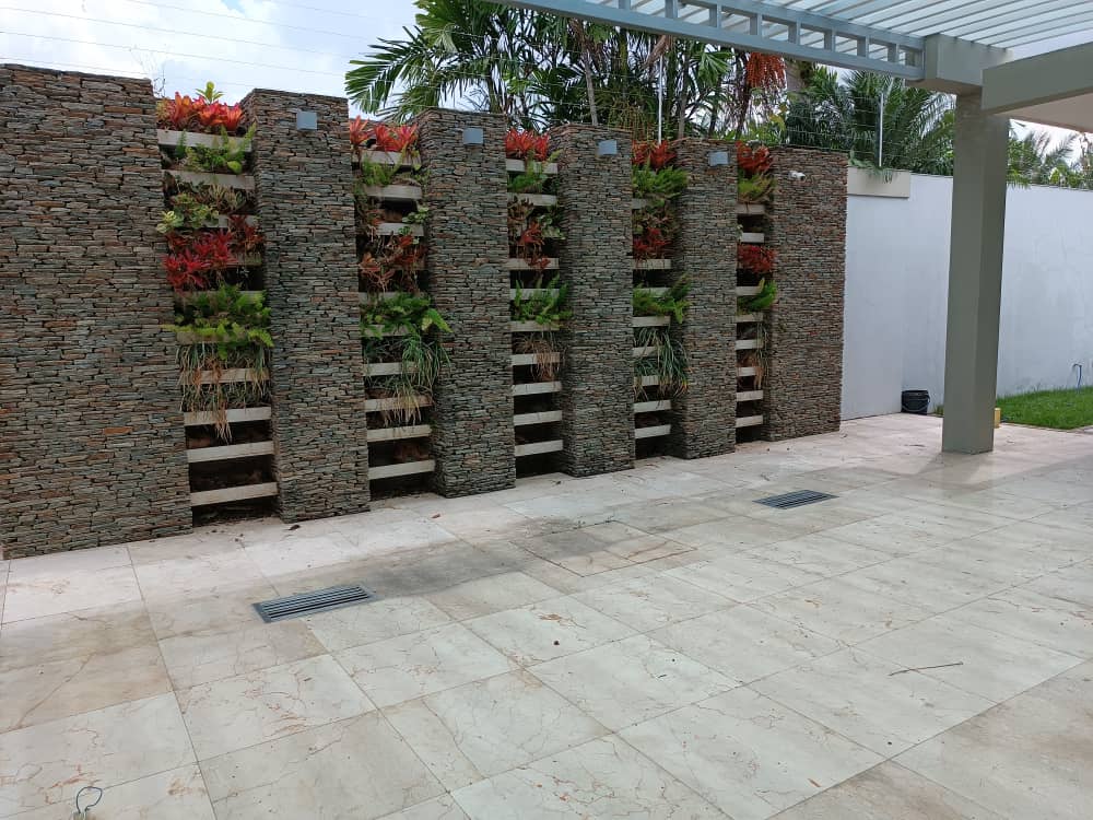 LUXURY HOUSE IN GUAPARO CARABOBO